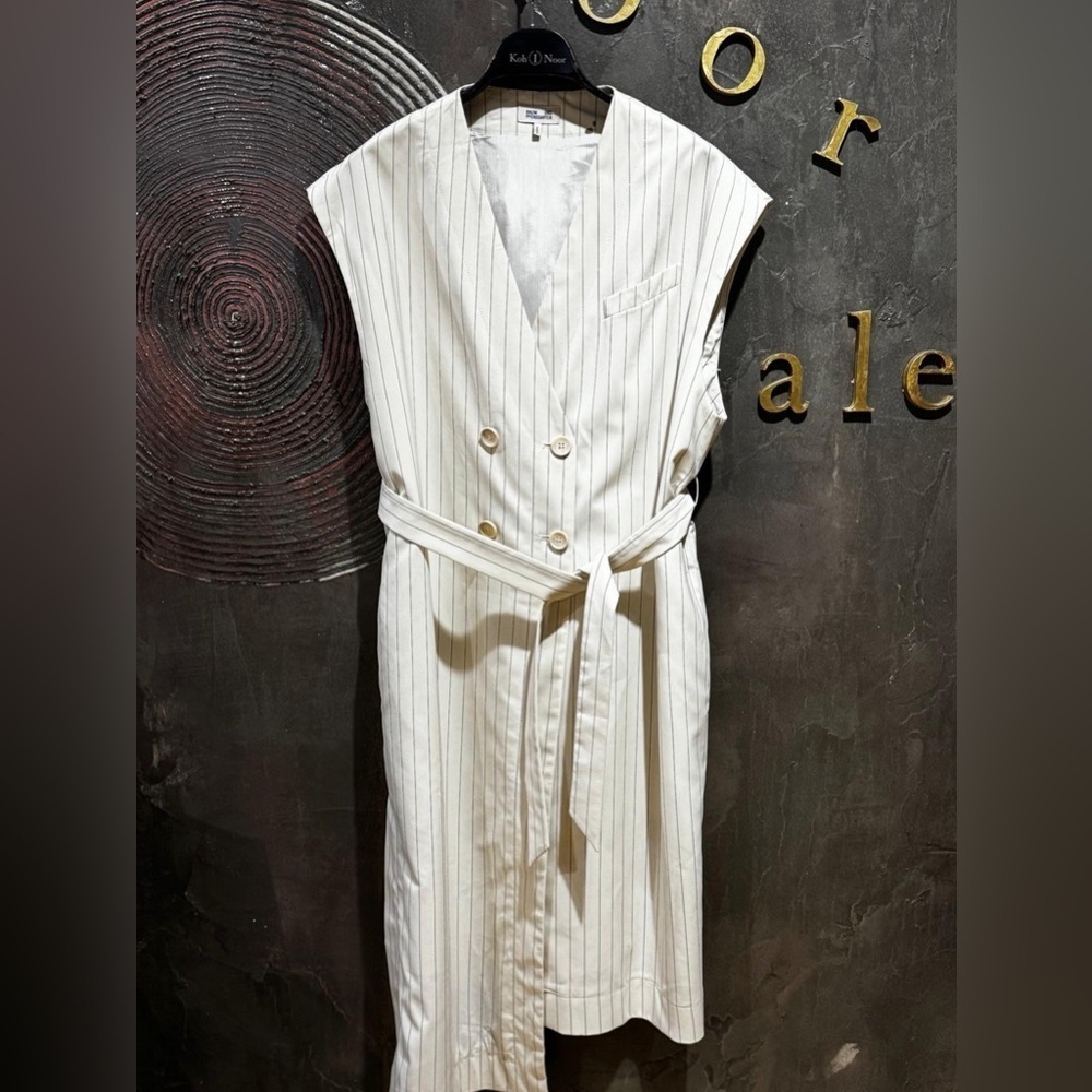 Baum und pferdgarten pinstriped double breasted dress vest size L - Picture 6 of 8